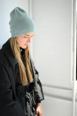 8.6.4: Cashmere Beanie Hat - Dew