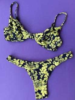 Acacia: Manhattan Underwire Bikini Top - Kazu Print