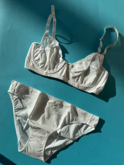 Araks: Beau Cotton Underwire Bra - White
