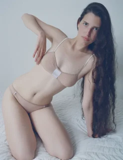 Araks: Harriet Panty - Brulee