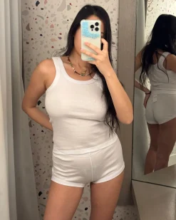 Calomel: Sumaq Short - White