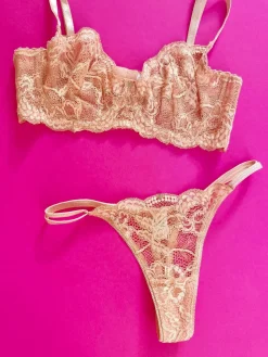 Clo: Fortuna Lace Adjustable String Thong - Maple Sugar