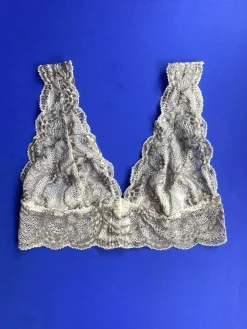 Clo: Fortuna Lace Bralette with Wide Straps Bra - White Storm