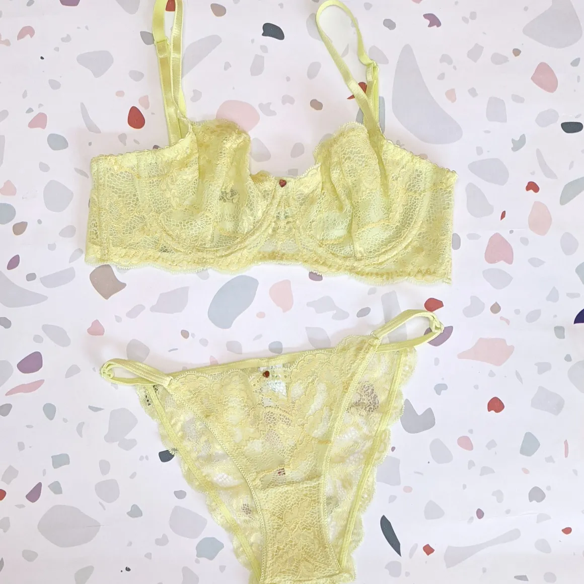 Clo: Fortuna Lace Demi Underwire Bra - Lemonade