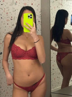 Clo: Fortuna Lace String Bikini - Chili Pepper