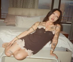 Fleur du Mal: Juliet Lace Button Slip - Black