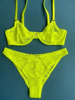 Fleur du Mal: Le Stretch Lace Cheeky - Neon Yellow