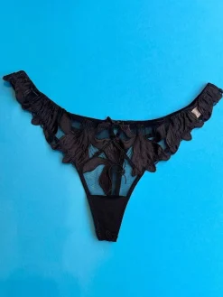 Fleur du Mal: Lily Embroidery Lace Thong - Black
