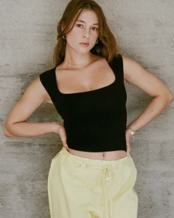 Gil Rodriguez: El Tigre Everyday Top - Black