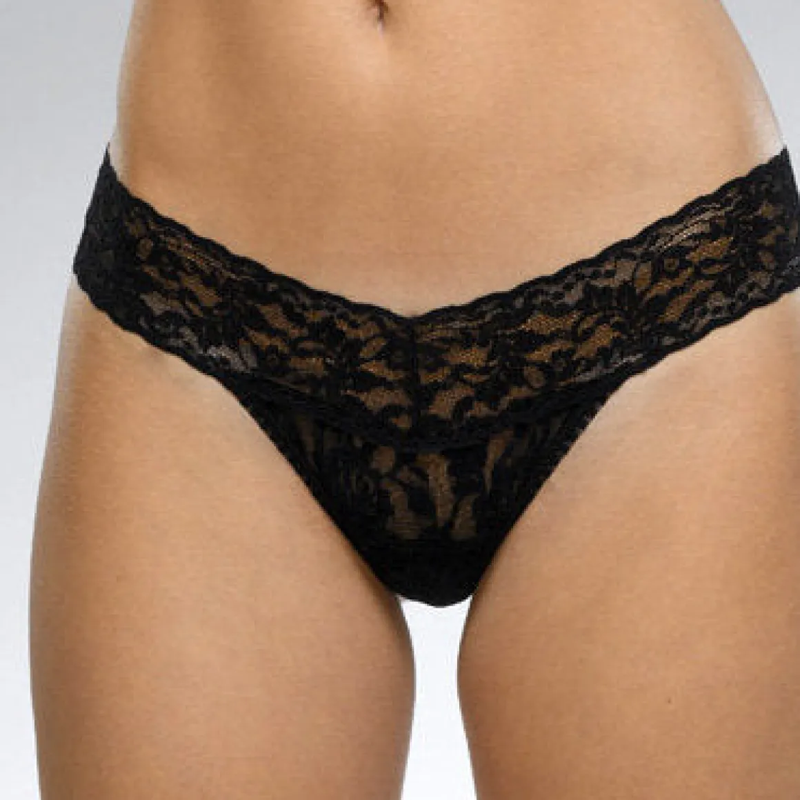 Hanky Panky: Lace Low Rise Thong - Basics