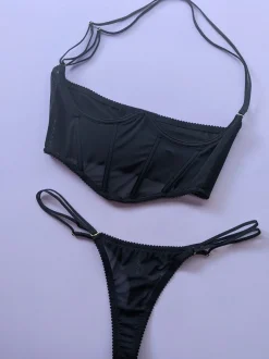 KissKill: Irena Mesh Mini G-String - Black