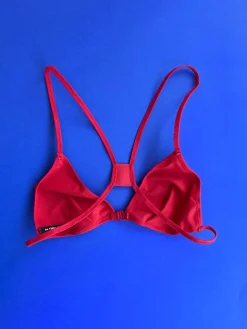 La Fille d'O: Can Thrill Triangle Bikini Top - Red