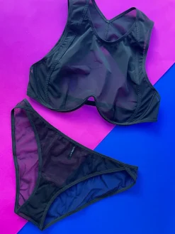 La Fille d'O: Futura High Neck Bra - Black