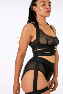 La Fille d'O: Pour Jouer Suspender - Black