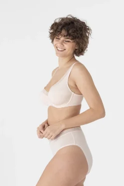 Maison Lejaby: La Petite Underwire Bra - 30F, 32F