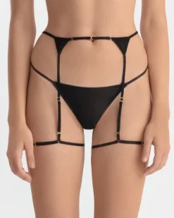 Marika Vera: Moore Garter Belt - Burgundy