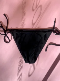 Mikoh: Pacifica Tie Side Bikini Bottom - Black