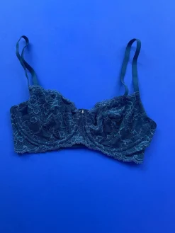 Montelle: Flirt Demi Lace Bra - D+ Cups Only