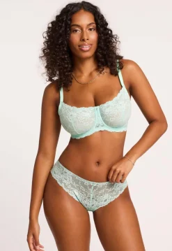 Montelle: Flirt Demi Lace Bra - D+ Cups Only