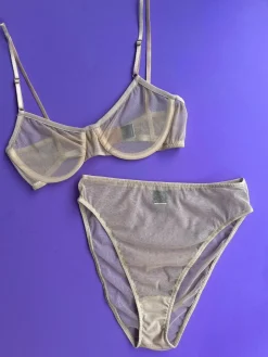 Only Hearts: Whisper Underwire Bra - Buff