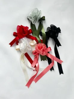 Room Shop: Simone Rose Pin - Ivory