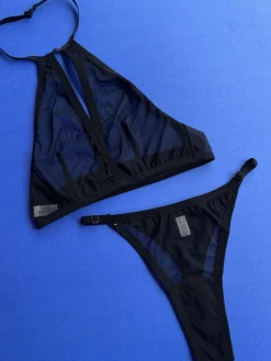 Toru & Naoko: Janice Keyhole Bra - Black